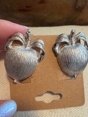 Sarah Cov Silver Fruit-Shaped Clip Earrings